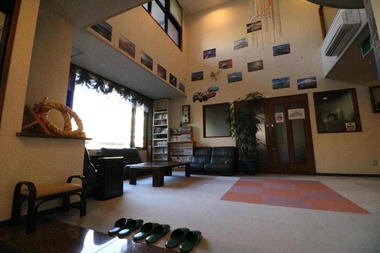 Hotel Wakamizusou Fujikawaguchiko Esterno foto